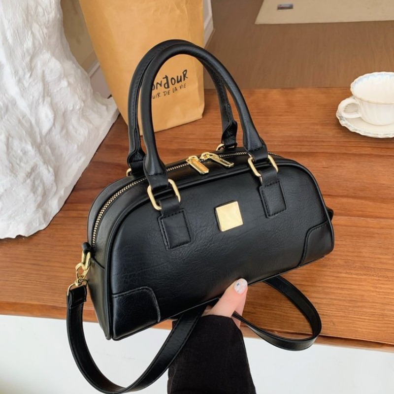 حقيبة حفاضات فاخرة من ماركة مص - مراجعة Luxury Bags Paris وسعره