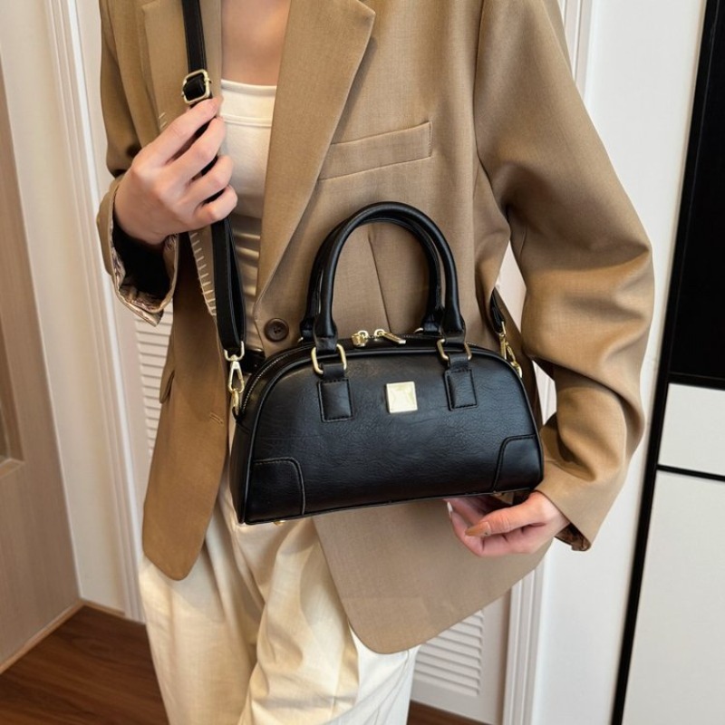 حقيبة حفاضات فاخرة من ماركة مص - مراجعة Luxury Bags Paris وسعره