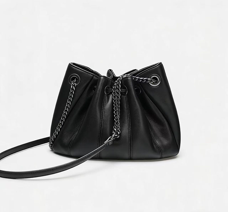 حقيبة دلو عصرية برباط سحب، حقا - مراجعة Chain Crossbody Quilted وسعره