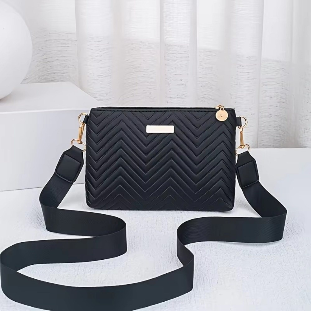 حقيبة كروس بودي مبطنة بسلسلة ب - مراجعة Chain Crossbody Quilted وسعره