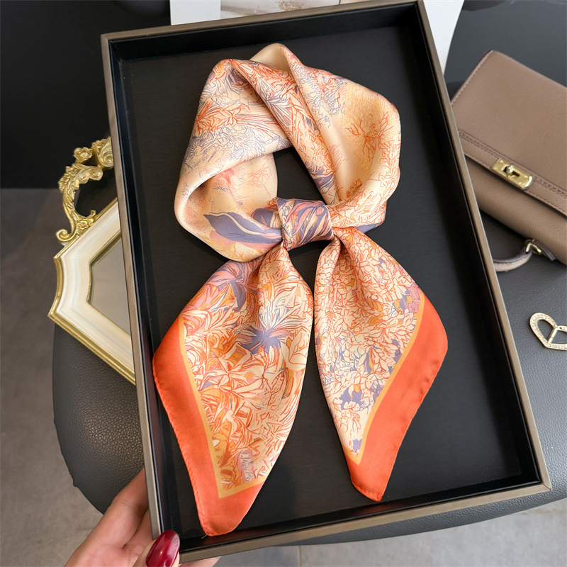 وشاح حريري بتصميم فاخر مطبوع ل - مراجعة Luxury Bags Brand وسعره