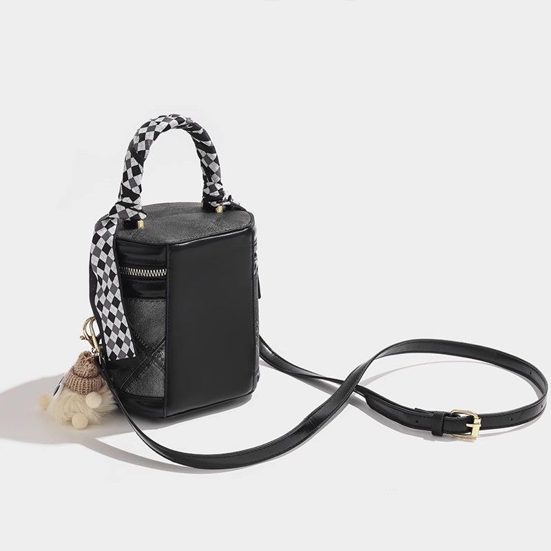 JIAERDI ريترو مبطن الشريط حقيب - مراجعة Chain Crossbody Quilted وسعره