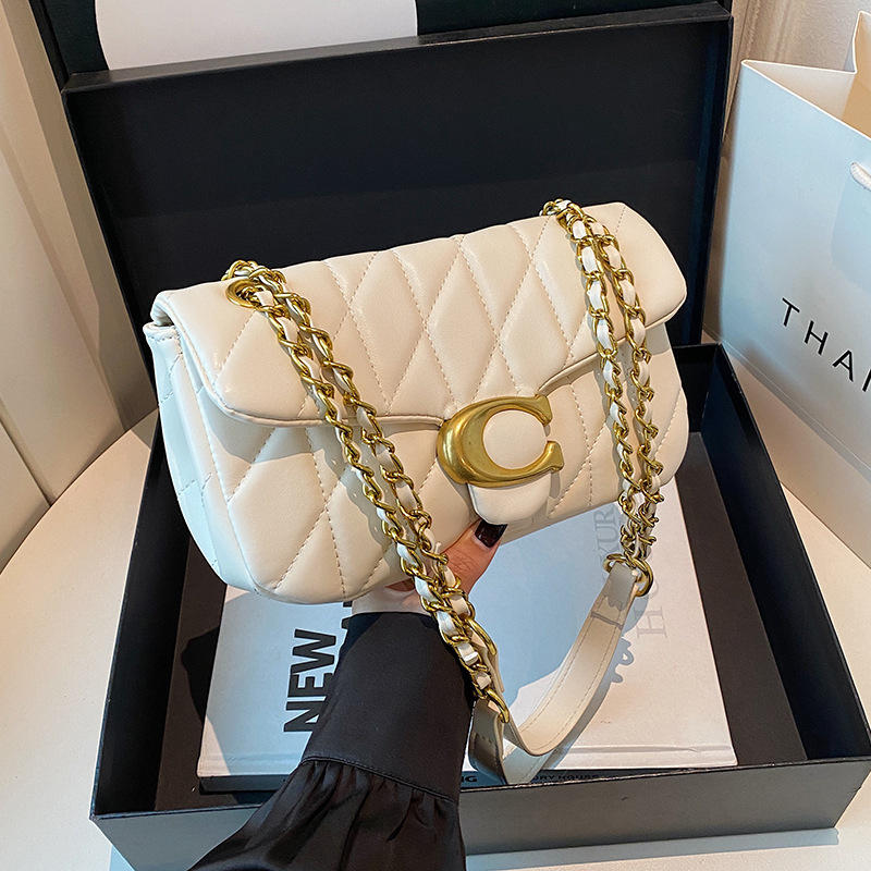 حقيبة يد نسائية فاخرة بتصميم م - مراجعة Chain Crossbody Quilted وسعره