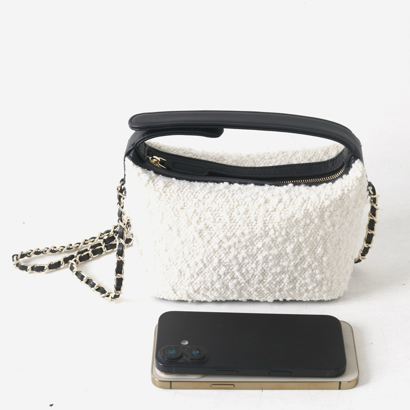 حقائب هوبوس صغيرة كلاسيكية من  - مراجعة Luxury Bags Designer وسعره