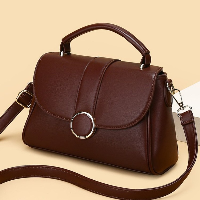 حقيبة حفاضات باريسية أنيقة من  - مراجعة Luxury Bags Paris وسعره