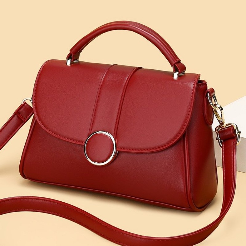 حقيبة حفاضات باريسية أنيقة من  - مراجعة Luxury Bags Paris وسعره