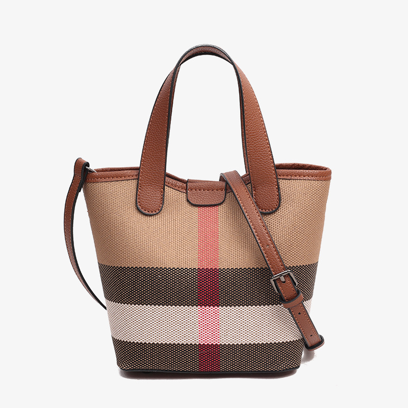 حقائب حفاضات جلدية أنيقة وبسيط - مراجعة Luxury Bags Paris وسعره