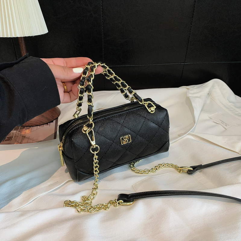 حقيبة يد نسائية كلاسيكية 2026  - مراجعة Chain Crossbody Quilted وسعره