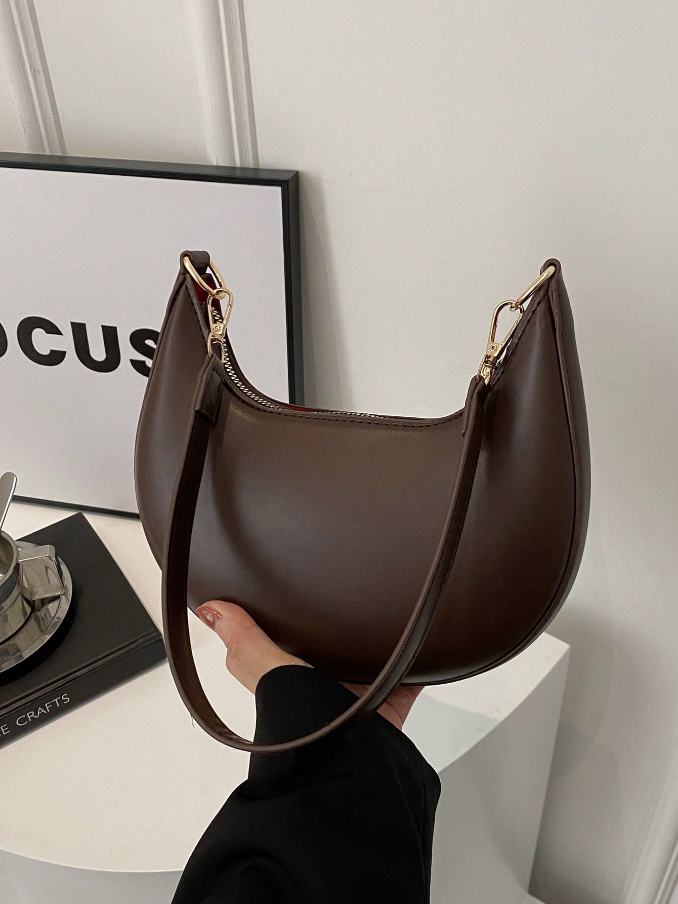 حقيبة كتف من الجلد الصناعي على - مراجعة Luxury Bags Old Money وسعره